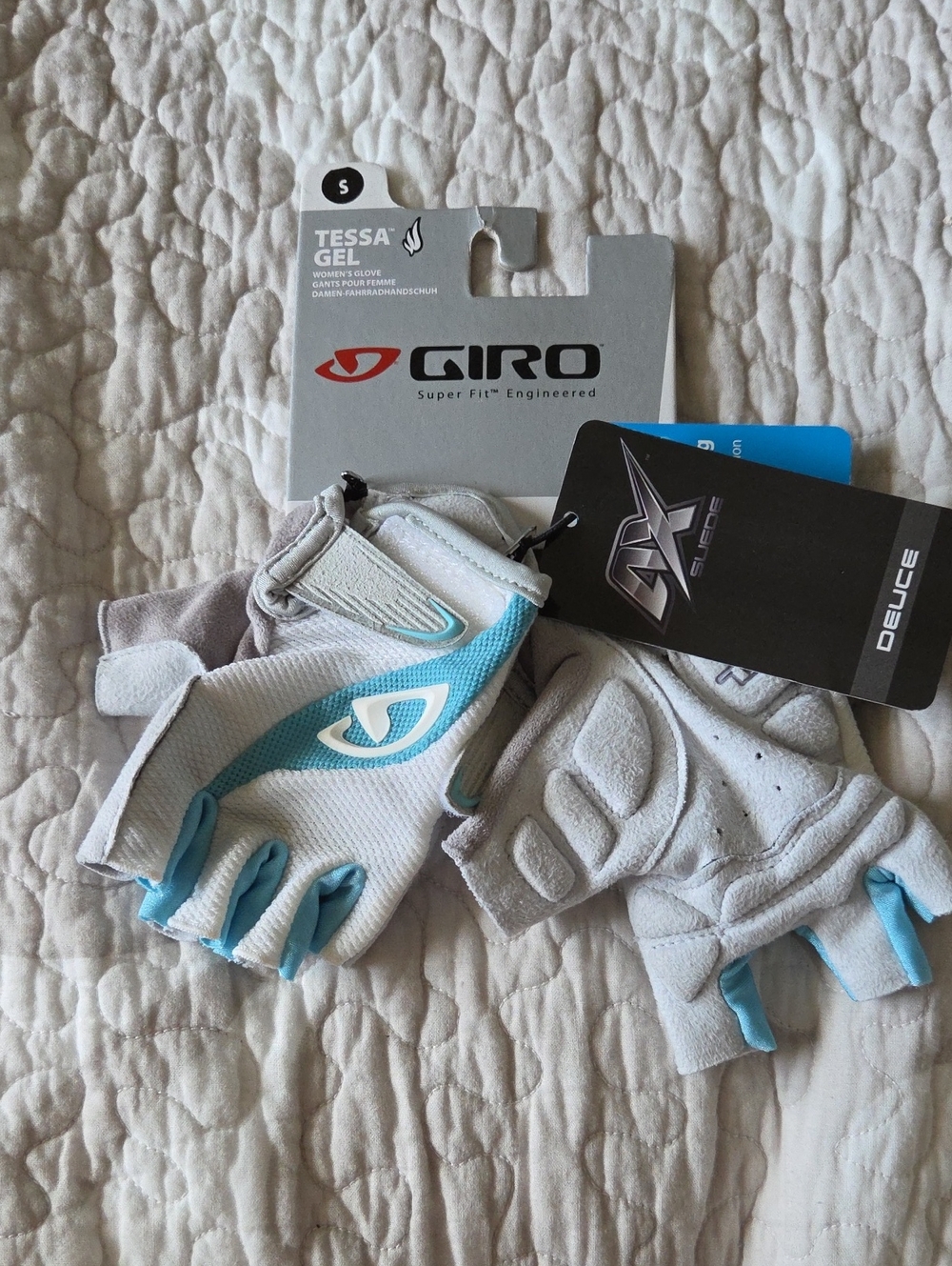 Giro Tessa Gel Women's Cycling Gloves — White with Light Blue Accents